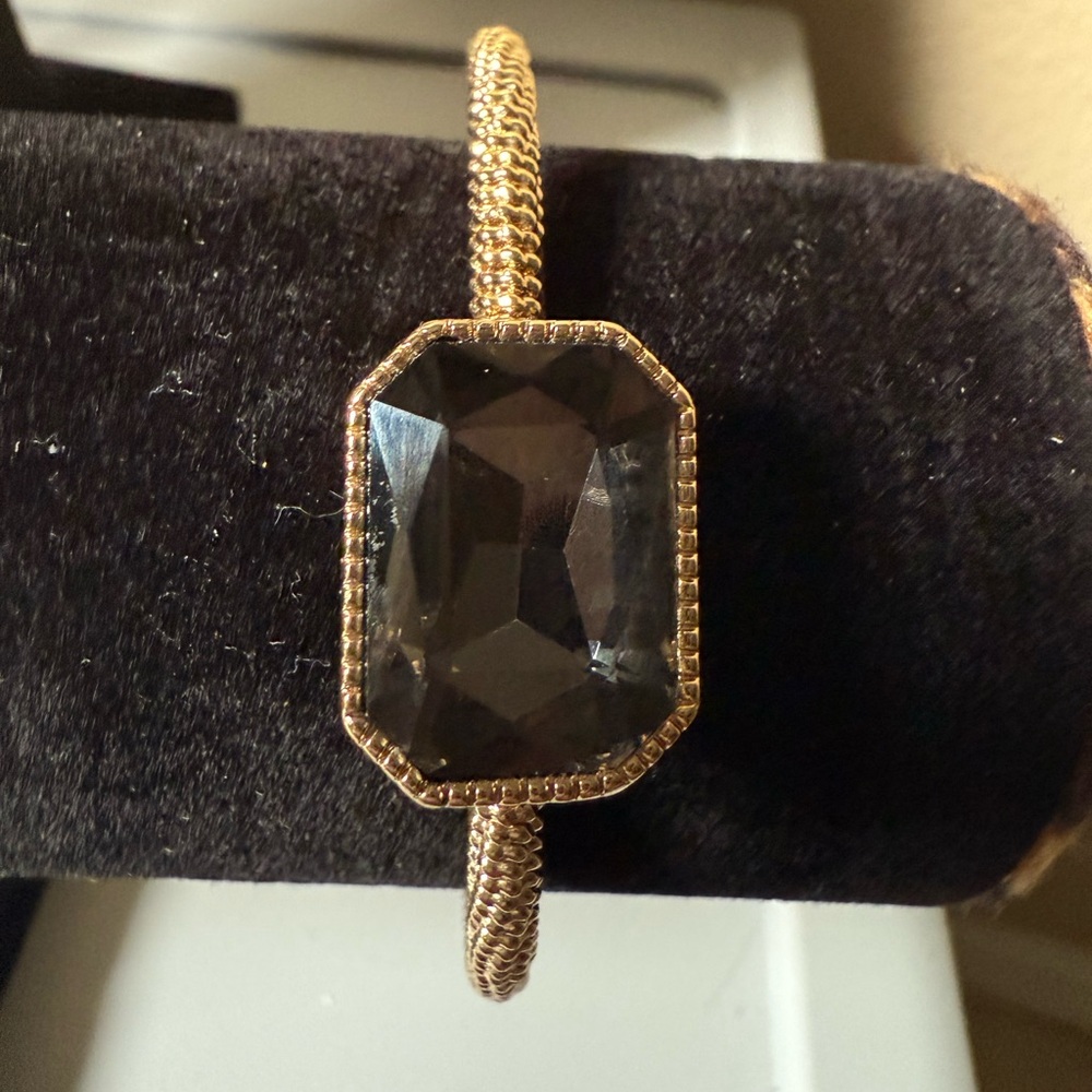 Elegant Gold and Black Bracelet